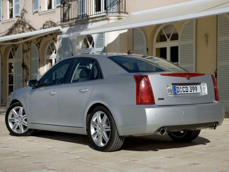  Cadillac BLS 2005 года  (фото 20 из 37)